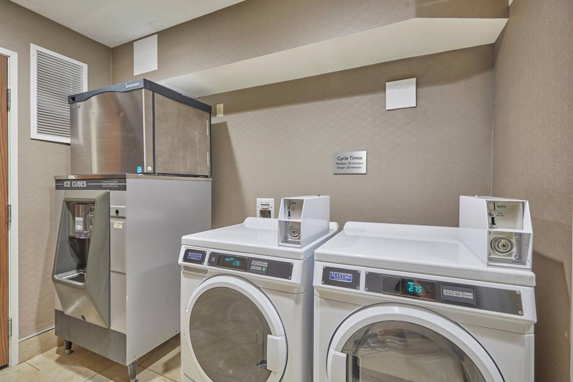 Courtyard By Marriott Eugene Springfield Hotel Bagian luar foto