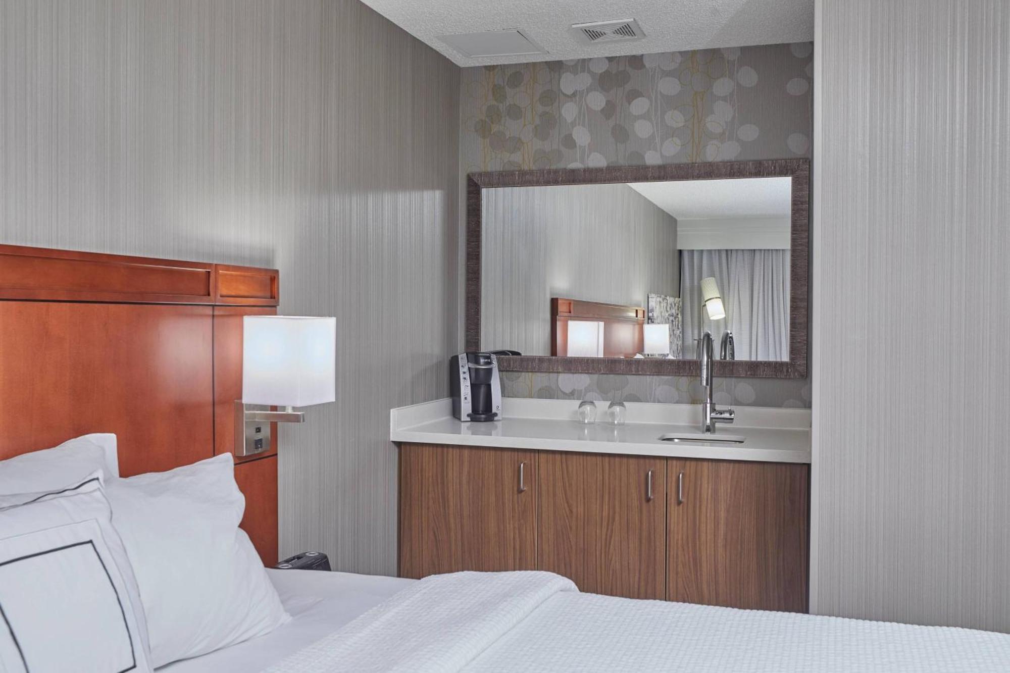 Courtyard By Marriott Eugene Springfield Hotel Bagian luar foto