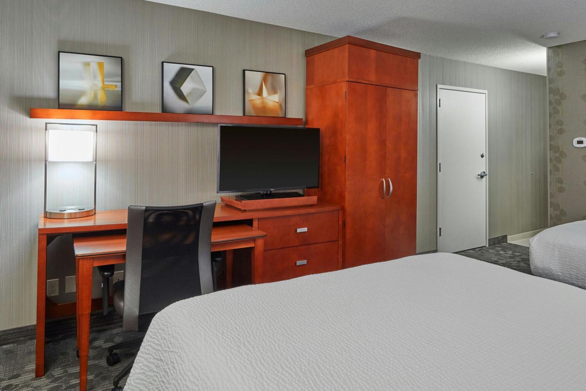 Courtyard By Marriott Eugene Springfield Hotel Bagian luar foto